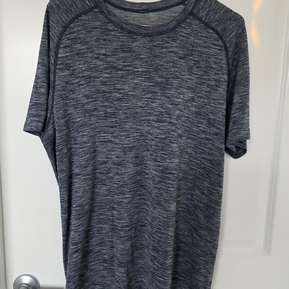 lululemon athletica Metal Vent Tech Shirt